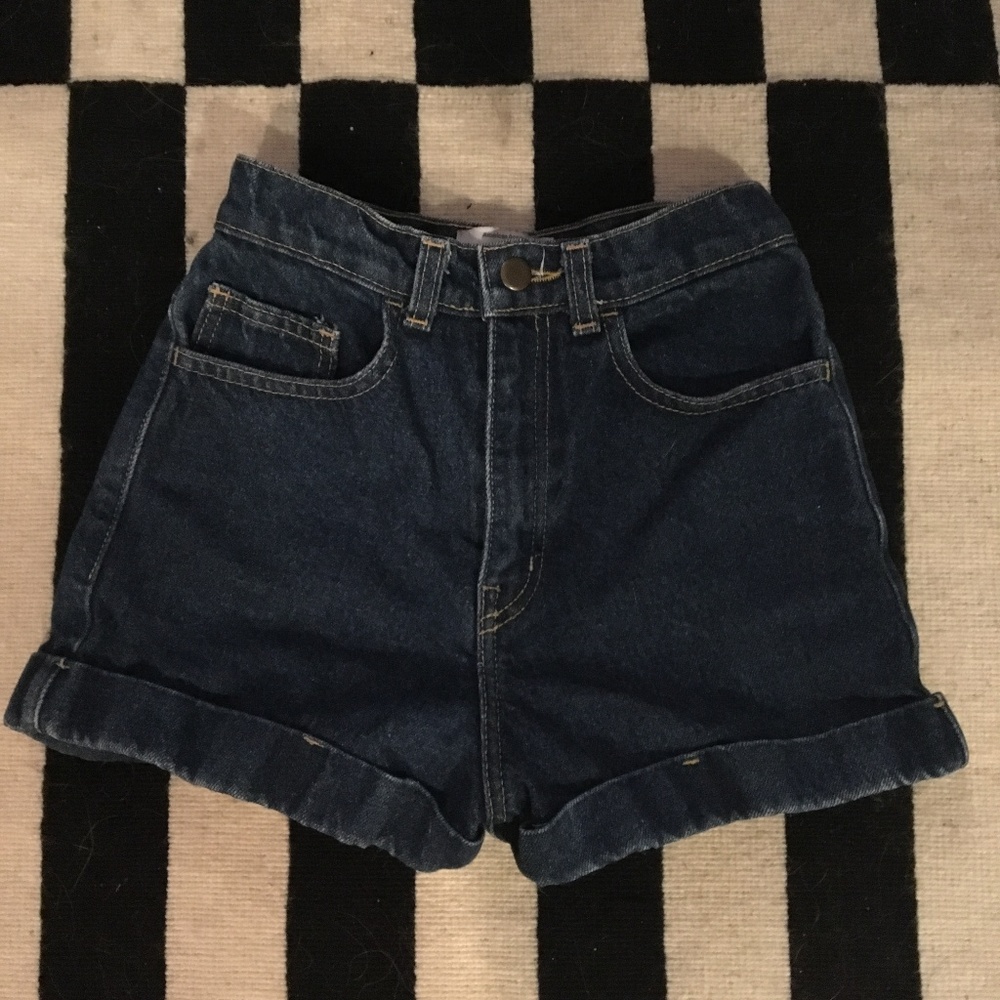 NWOT American Apparel High-waist cuff short